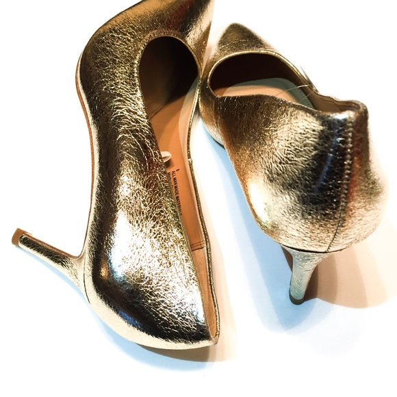A New Day Gold Foil Pointed Toe Pumps - Picture 2 of 3